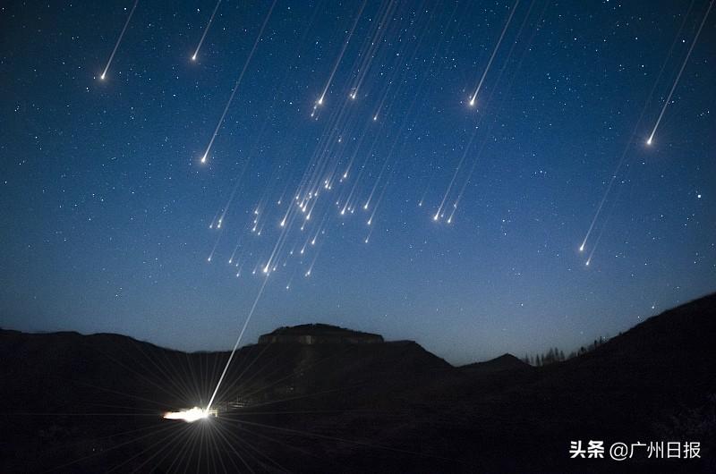 流星与流星雨的关系，宇宙中的璀璨瞬间